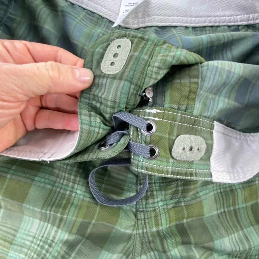 Patagonia green plaid wayfarer board short swim trunks, 34